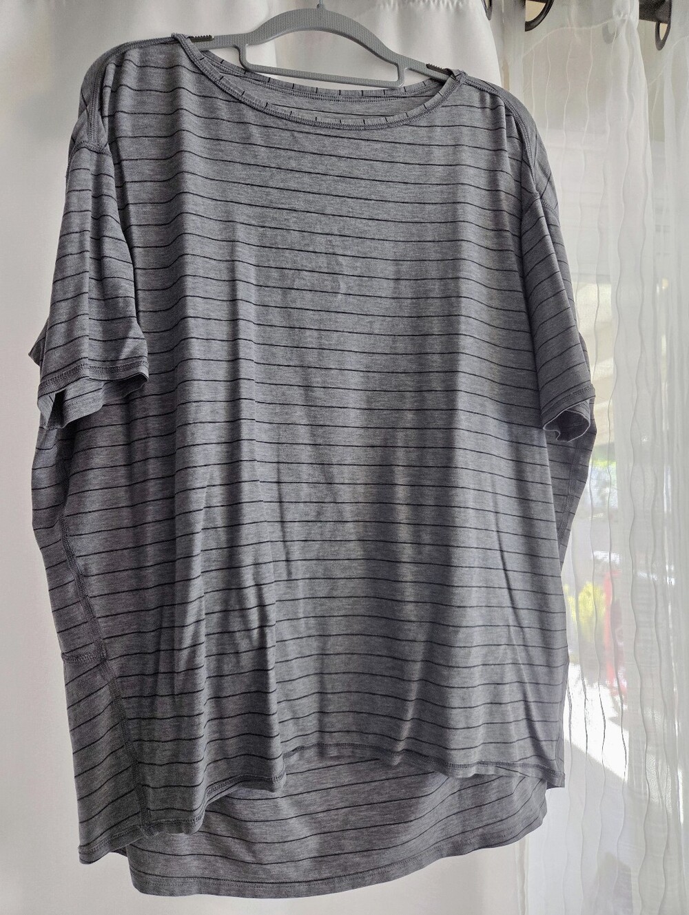 Lululemon Back In Action Size 10